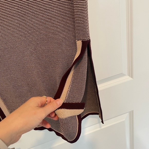 Aritzia sweater vest - Picture 4 of 4